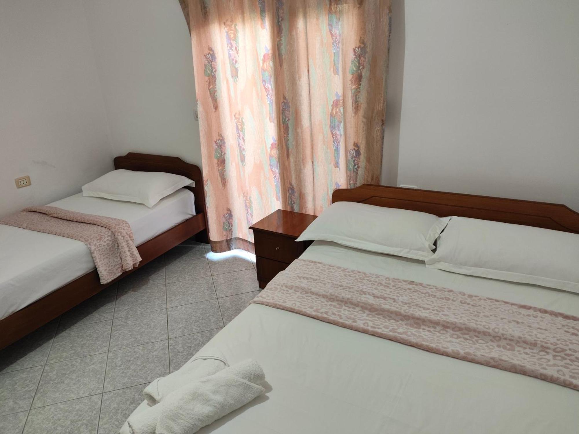 Hola Rooms Ksamil Eksteriør bilde