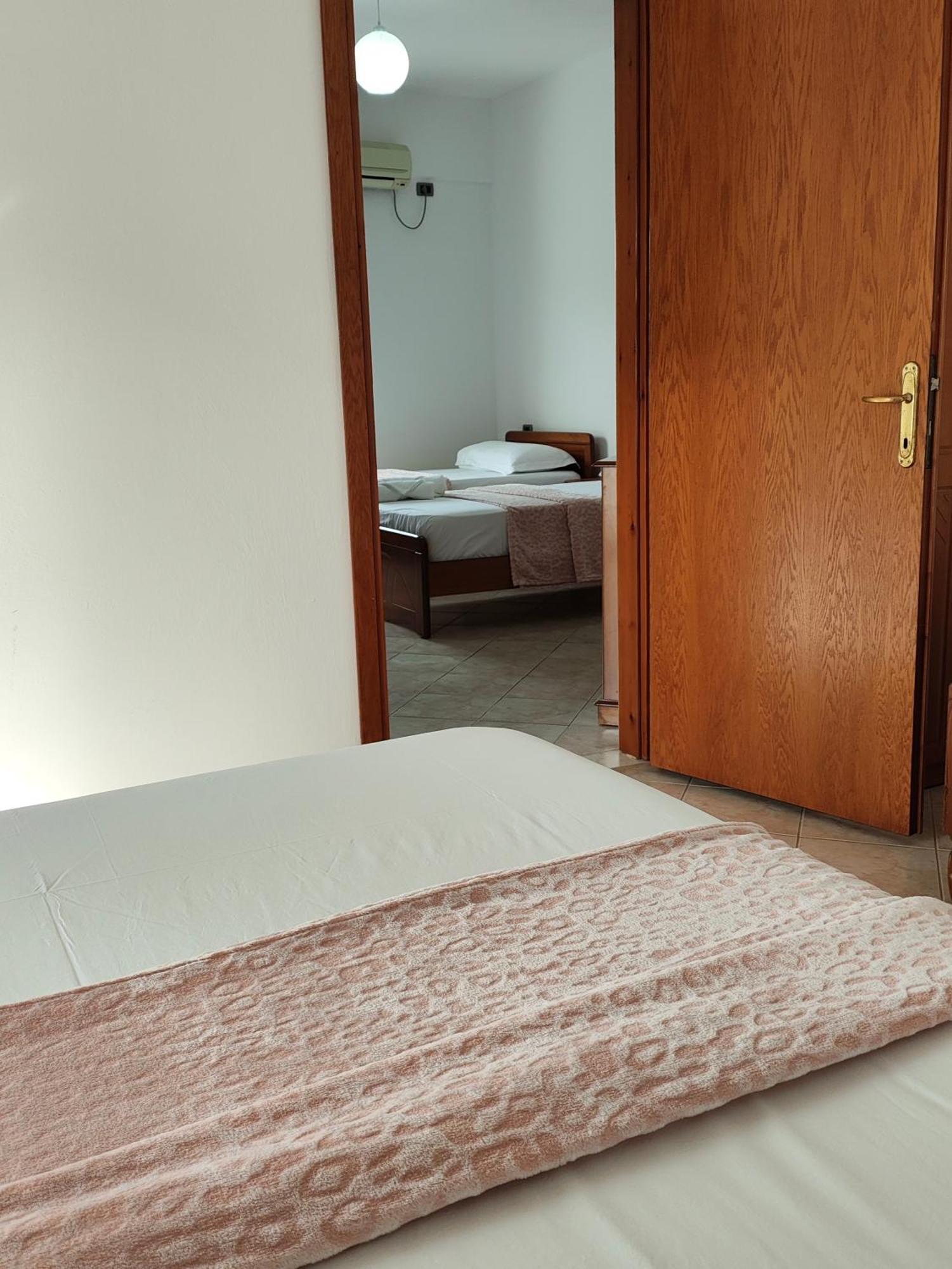 Hola Rooms Ksamil Eksteriør bilde