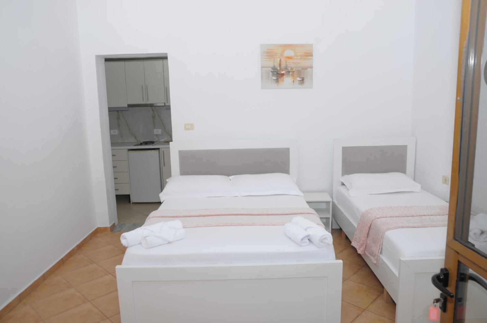 Hola Rooms Ksamil Eksteriør bilde
