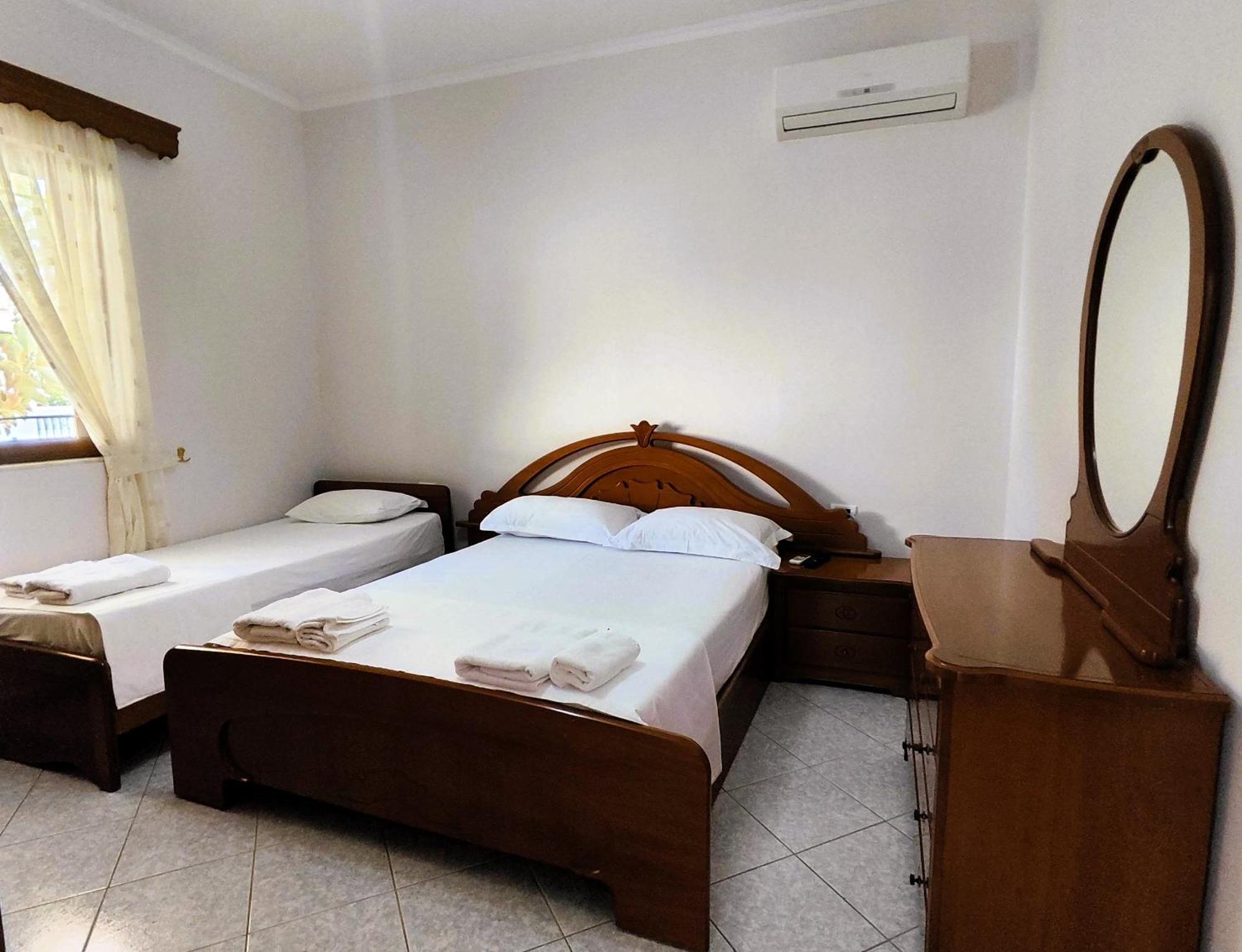 Hola Rooms Ksamil Eksteriør bilde