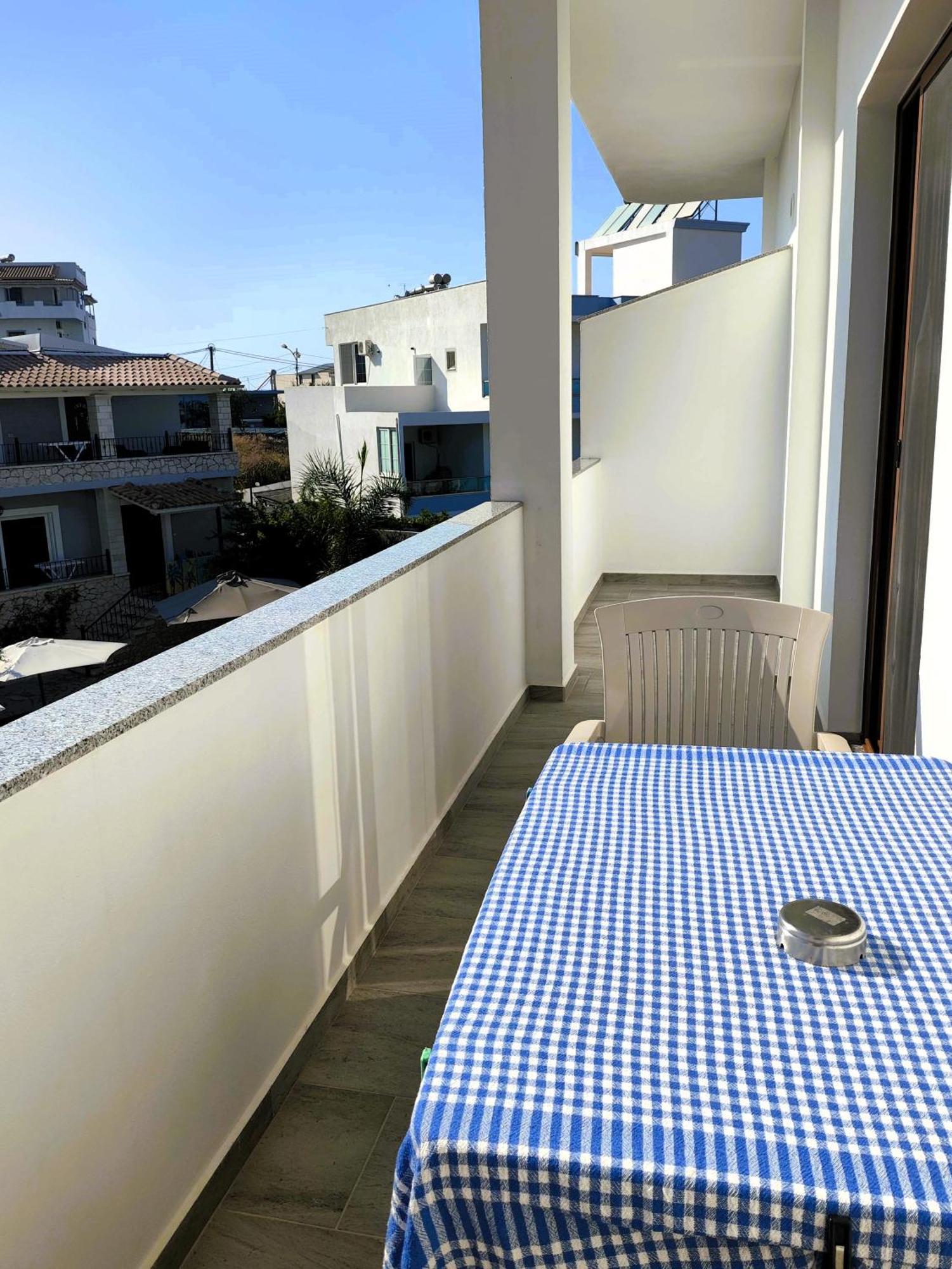Hola Rooms Ksamil Eksteriør bilde