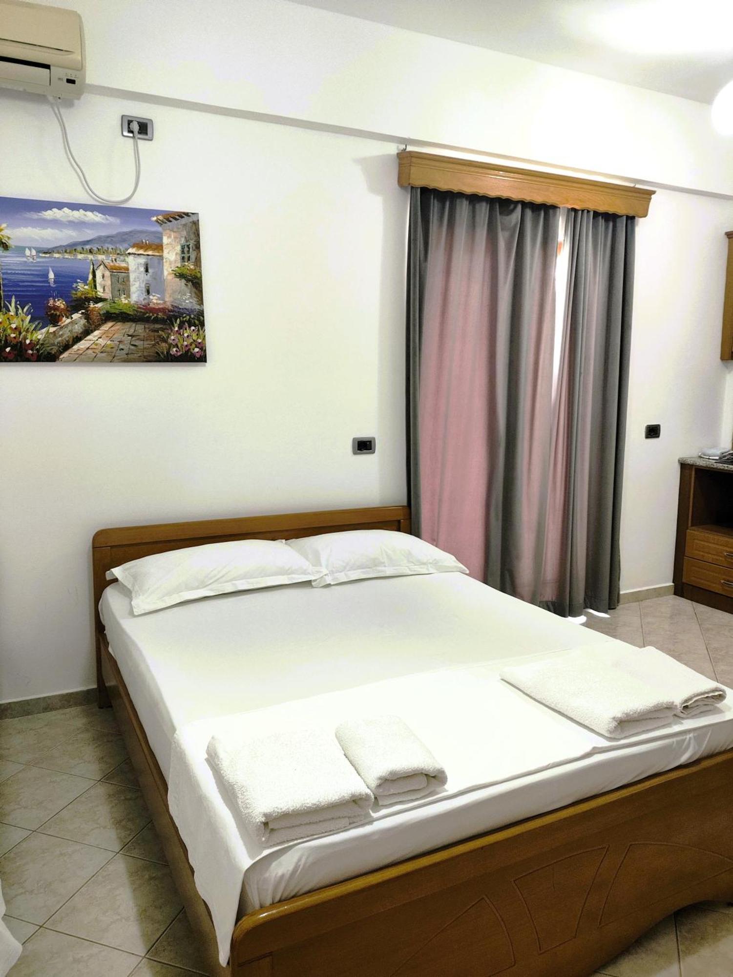 Hola Rooms Ksamil Eksteriør bilde